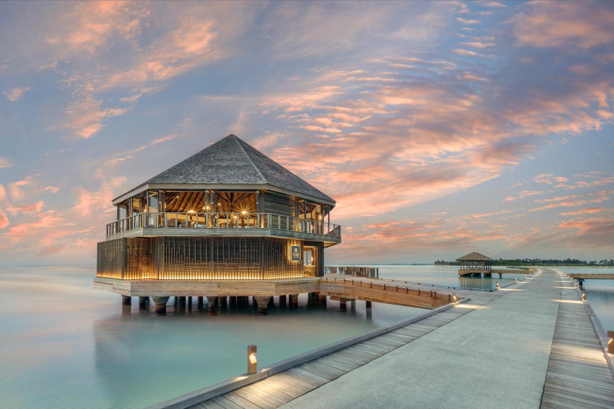 Отель Jawakara Islands Maldives Атолл Лавияни Экстерьер фото